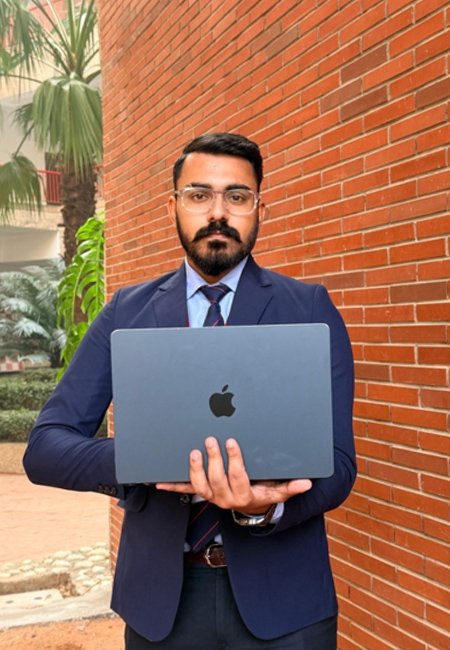 Student using MacBook